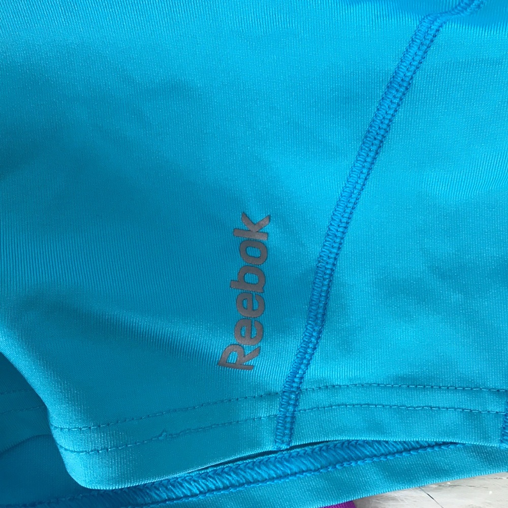NWOT 2 Reebok purple/blue shorts size M - Picture 3 of 5